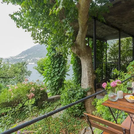 Simons With Amazing View By Rent Apartment Blevio