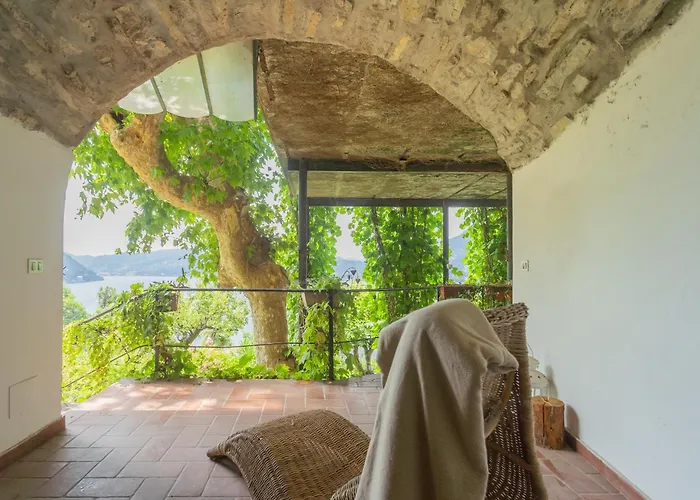Simons With Amazing View By Rent Apartmán Blevio